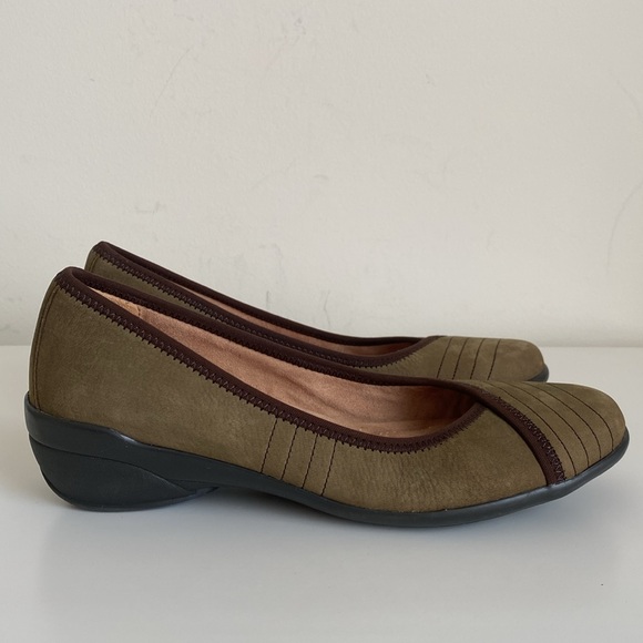 Naturalizer Novel Leather Slip-on Low Wedge Loafers Women's Size 7M N5 Comfort - Picture 3 of 16